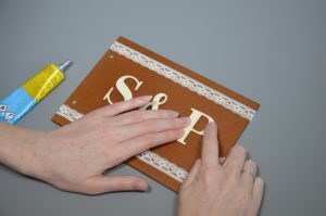 Vintage Gästebuch aus Holz 13