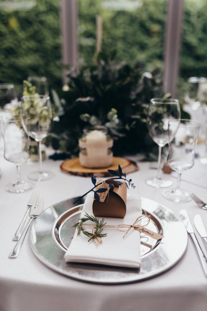 Tischdekoration und Gastgeschenk