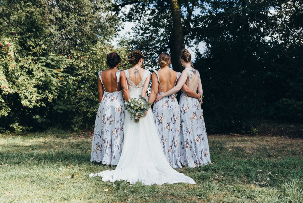 Janine mit Ihren Freundinnen und Trauzeugin