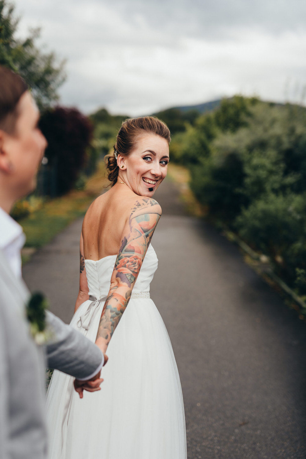 Partner folgt seiner Freundin